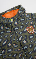 Load image into Gallery viewer, Leopard Spot Printed Shower-Resistant Jacket
